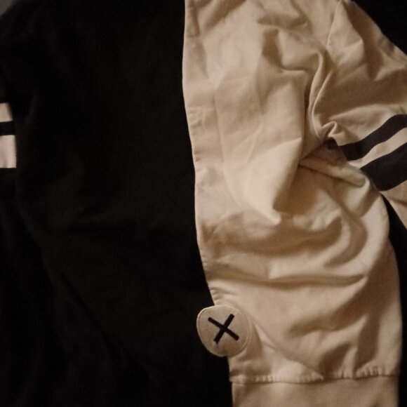 Monokuma Anime Cosplay Hoodie Jacket - Picture 3 of 3